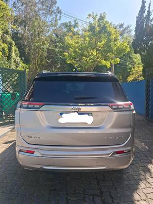 JEEP COMMANDER 2.0 TD380 TURBO DIESEL OVERLAND AT9 JEEP COMMANDER 2.0 TD380 TURBO DIESEL OVERLAND AT9